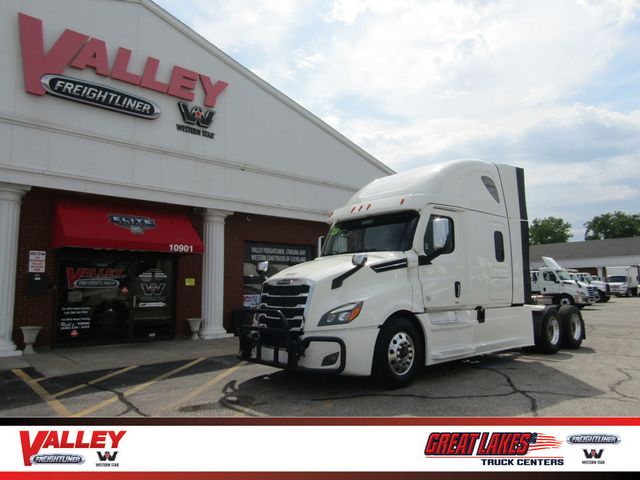 2023 Freightliner Cascadia 126-1