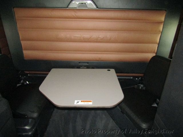 2023 Freightliner Cascadia 126 Picture 22 2023 Freightliner Cascadia 126-22