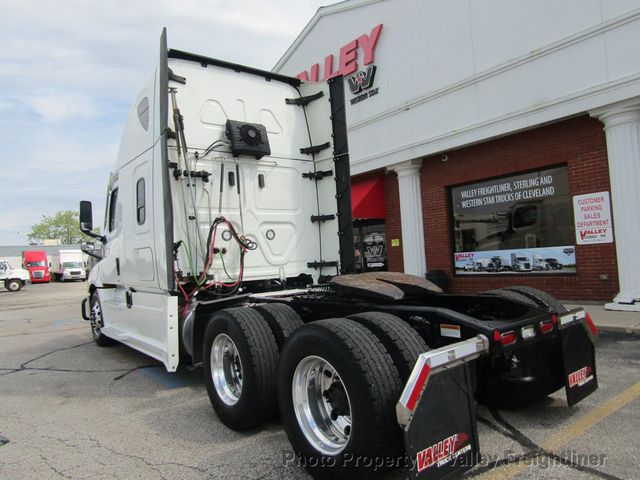 2023 Freightliner Cascadia 126 Picture 9 2023 Freightliner Cascadia 126-9
