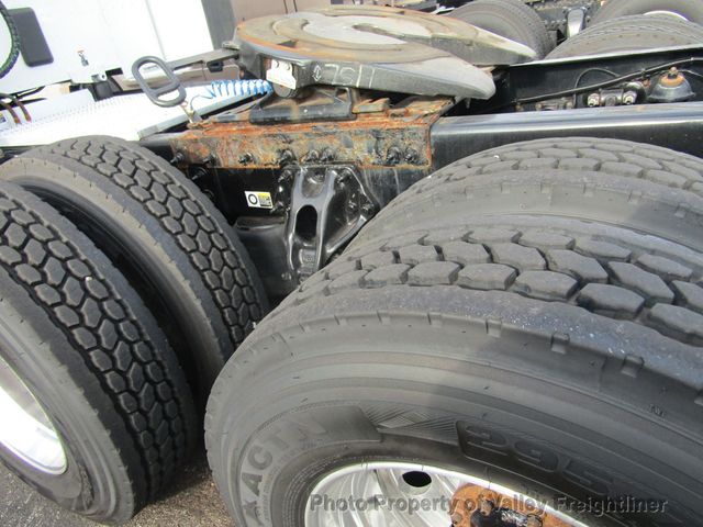 2021 Peterbilt 579 Picture 11 2021 Peterbilt 579-11