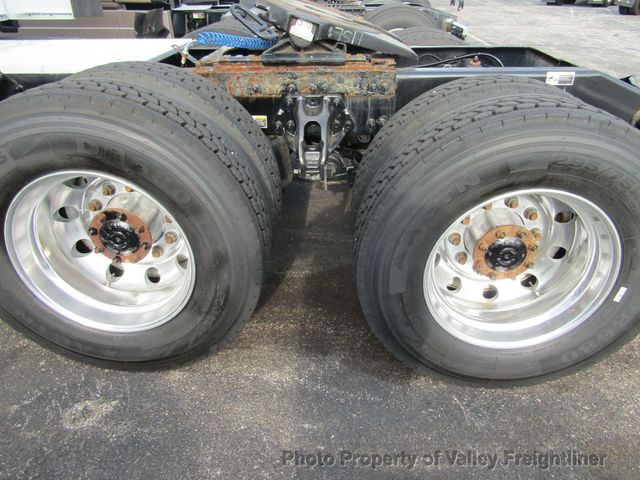 2021 Peterbilt 579 Picture 12 2021 Peterbilt 579-12