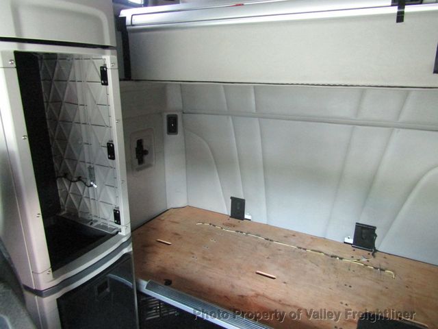 2021 Peterbilt 579 Picture 15 2021 Peterbilt 579-15