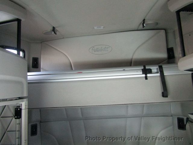 2021 Peterbilt 579 Picture 16 2021 Peterbilt 579-16