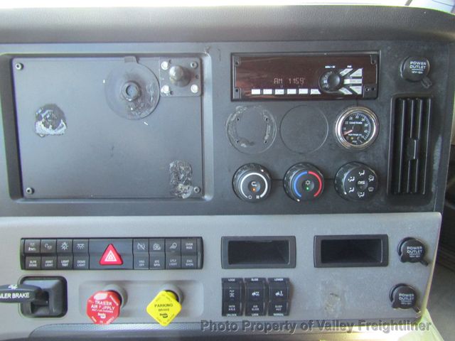 2020 Freightliner Cascadia 126-13