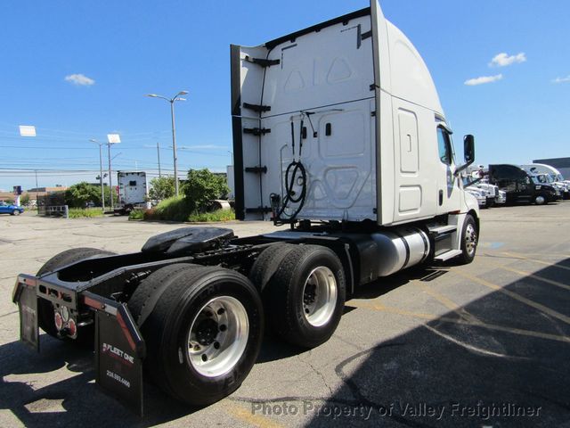 2020 Freightliner Cascadia 126-5