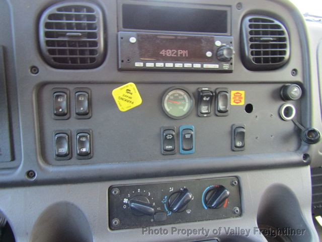 2022 Freightliner M2106-15