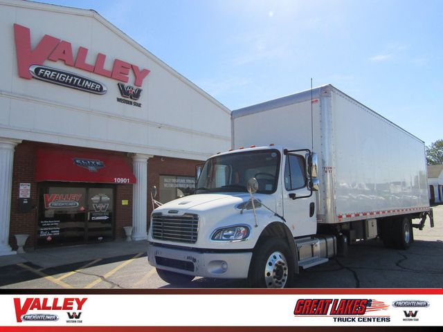 2022 Freightliner M2106
