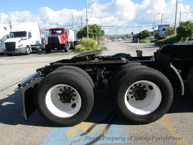 2020 Freightliner Cascadia 126 Picture 8 2020 Freightliner Cascadia 126-8