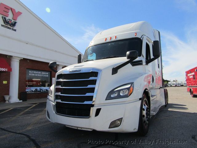 2025 Freightliner Cascadia 126 Picture 2 2025 Freightliner Cascadia 126-2