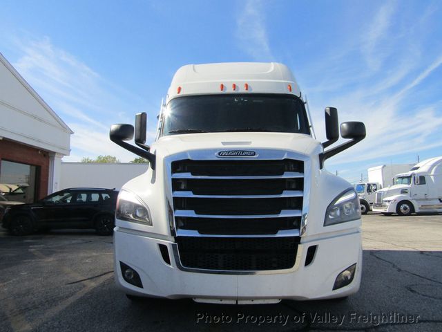 2025 Freightliner Cascadia 126 Picture 3 2025 Freightliner Cascadia 126-3