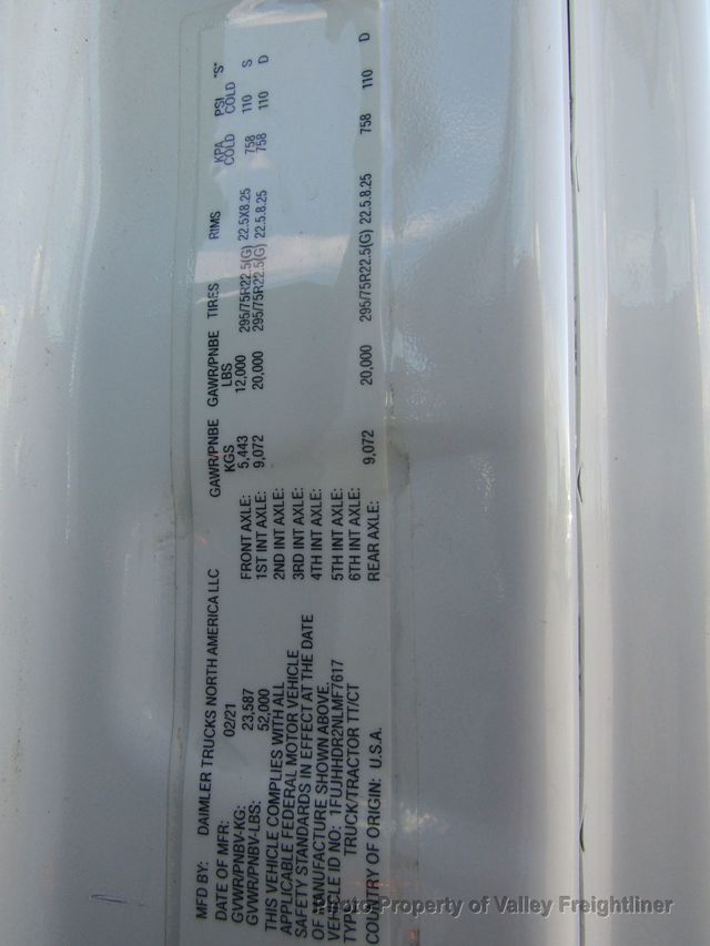 2022 Freightliner Cascadia 126-19