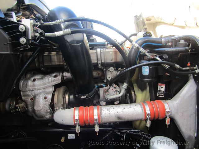 2021 Freightliner Cascadia 126 Picture 19 2021 Freightliner Cascadia 126-19