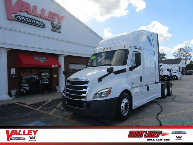 2021 Freightliner Cascadia 126-1