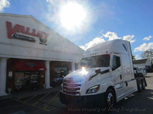 2021 Freightliner Cascadia 126 Picture 12 2021 Freightliner Cascadia 126-12