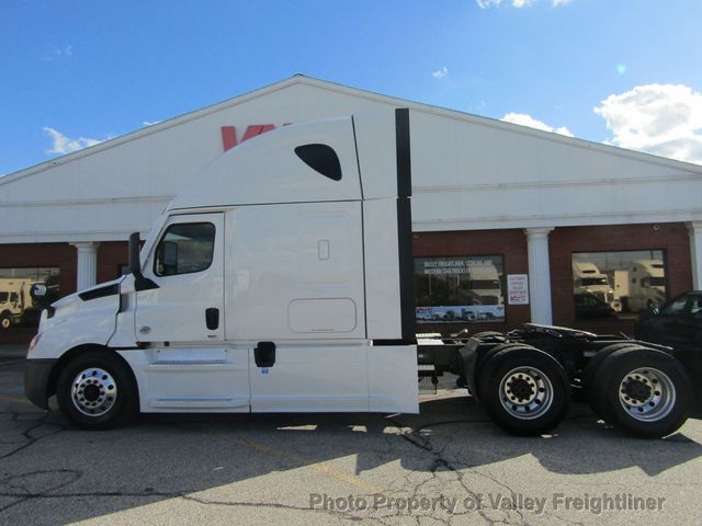 2021 Freightliner Cascadia 126 Picture 9 2021 Freightliner Cascadia 126-9