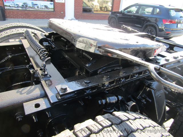 2021 Freightliner Cascadia 126-22