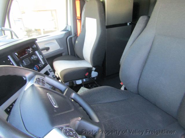 2021 Freightliner Cascadia 126-23