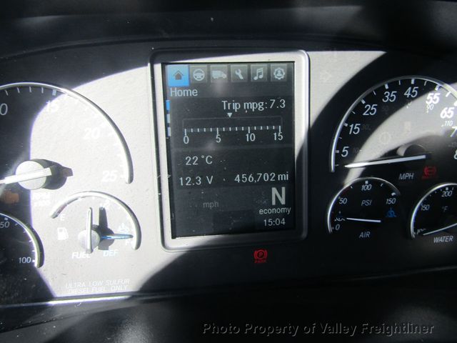 2021 Freightliner Cascadia 126-9