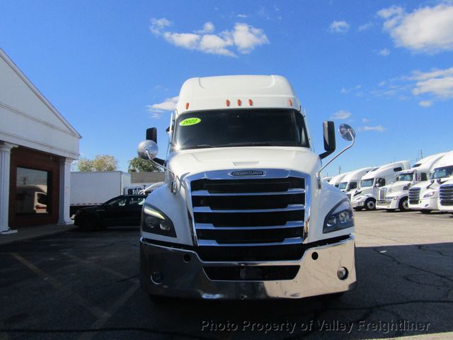 2022 Freightliner Cascadia 126 Picture 2 2022 Freightliner Cascadia 126-2