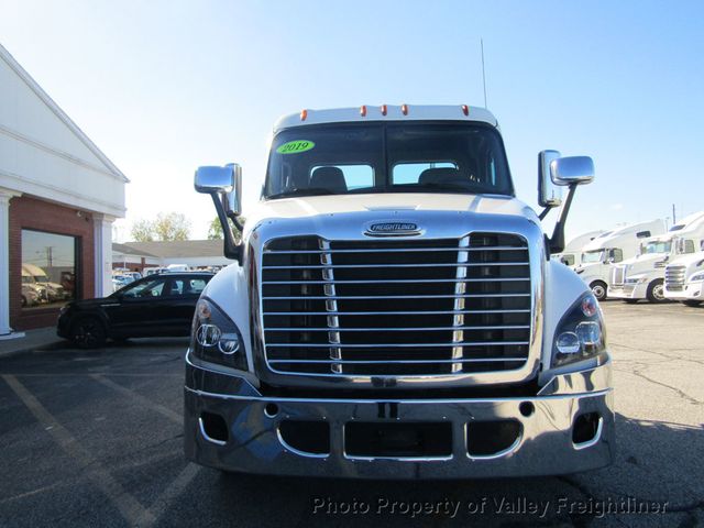 2019 Freightliner Cascadia 125-2
