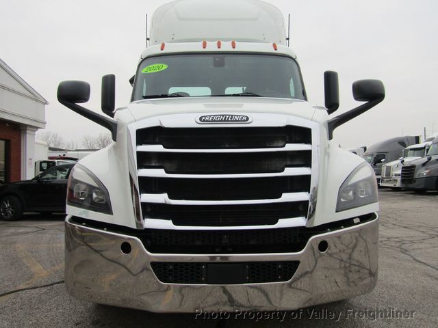 2020 Freightliner Cascadia 126-2