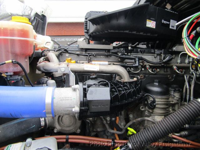 2021 Freightliner Cascadia 126-15