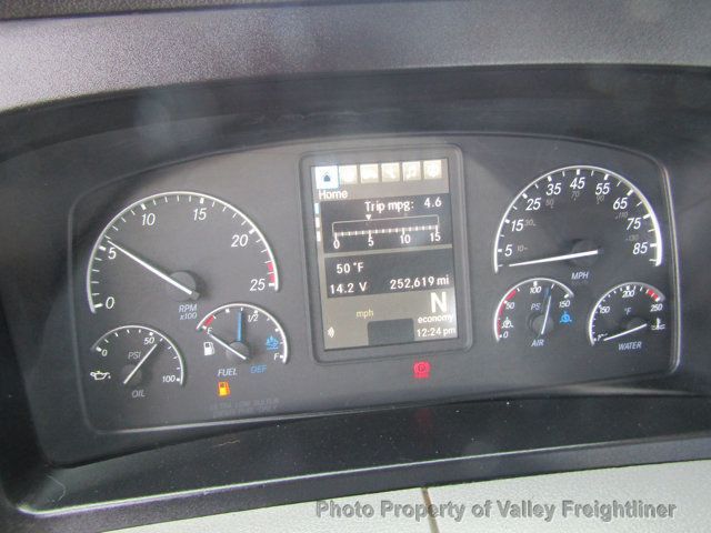 2021 Freightliner Cascadia 126-18