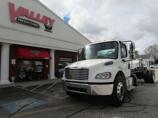 2019 Freightliner M2106 Picture 10 2019 Freightliner M2106-10