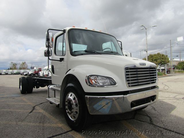 2019 Freightliner M2106 Picture 12 2019 Freightliner M2106-12