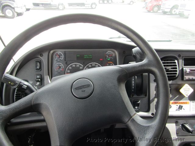 2019 Freightliner M2106 Picture 8 2019 Freightliner M2106-8
