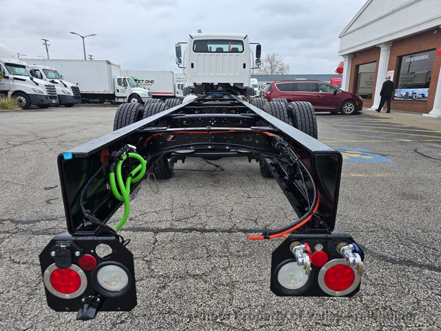 2026 Freightliner 114SD Picture 4 2026 Freightliner 114SD-4