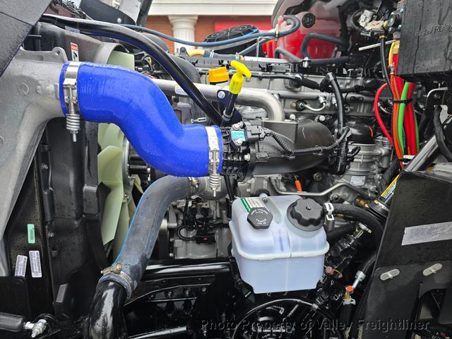 2026 Freightliner 114SD Picture 6 2026 Freightliner 114SD-6