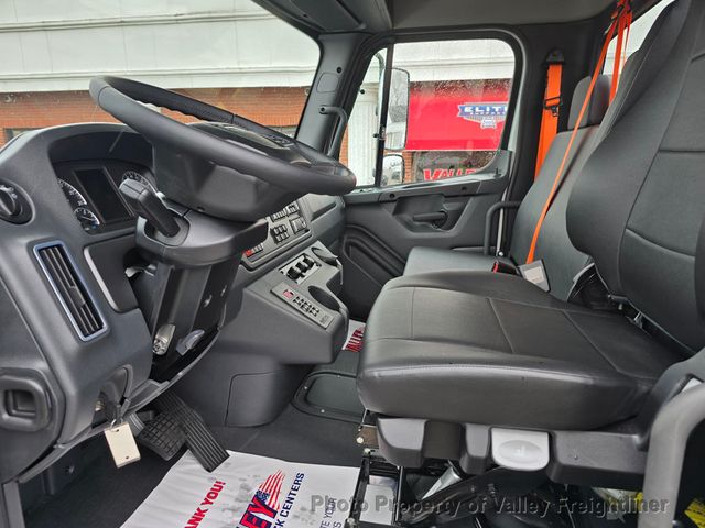 2026 Freightliner 114SD Picture 7 2026 Freightliner 114SD-7