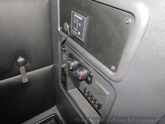 2025 Freightliner Cascadia 126-18