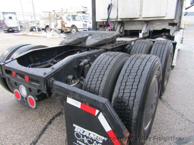 2025 Freightliner Cascadia 126-8