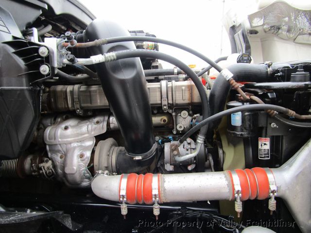 2021 Freightliner Cascadia 126-22