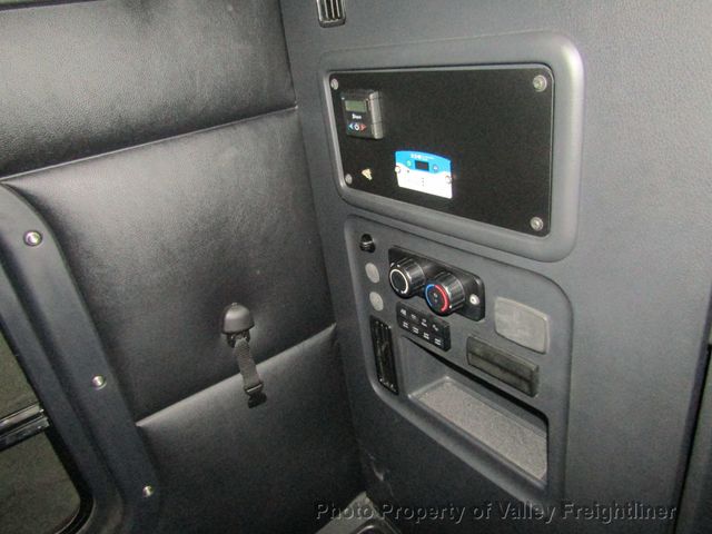 2023 Freightliner Cascadia 126-19