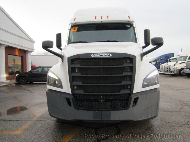 2023 Freightliner Cascadia 126-5