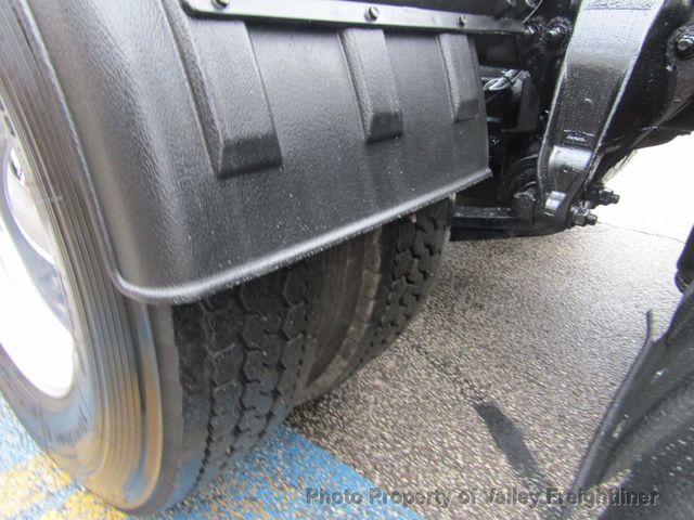 2020 Freightliner 122SD-10