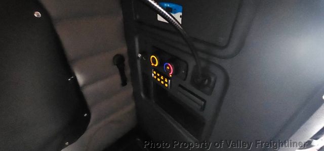 2019 Freightliner Cascadia 126-20