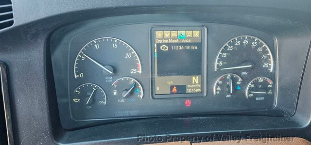 2021 Freightliner Cascadia 126-16