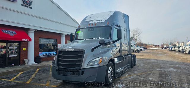 2021 Freightliner Cascadia 126-2