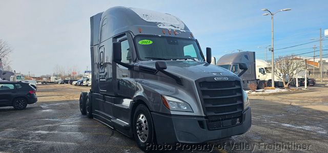 2021 Freightliner Cascadia 126-4