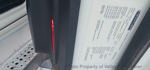 2021 Freightliner Cascadia 126-18