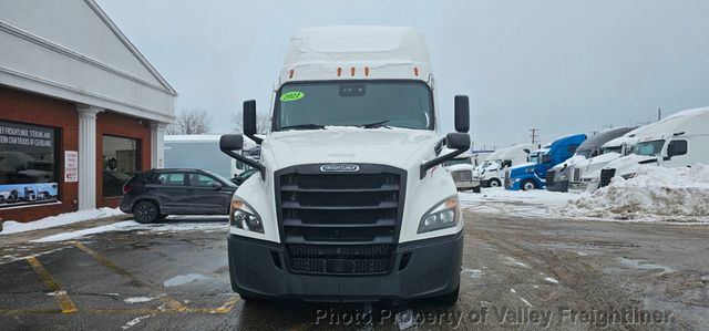 2021 Freightliner Cascadia 126-22