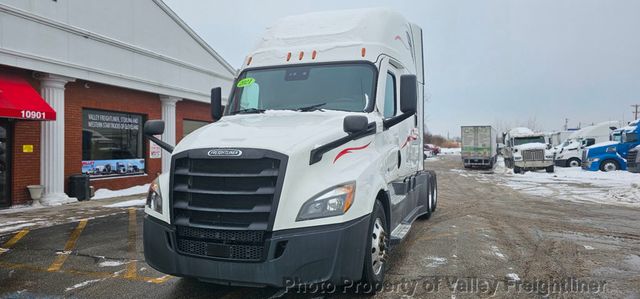 2021 Freightliner Cascadia 126-23