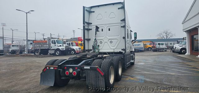 2021 Freightliner Cascadia 116-6