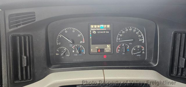 2021 Freightliner Cascadia 116-9