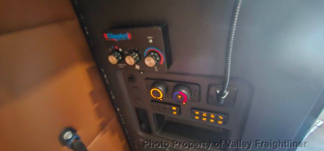 2021 Freightliner Cascadia 126-14