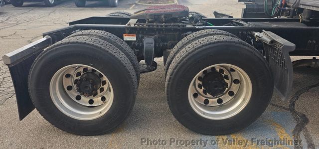 2021 Freightliner Cascadia 126-6